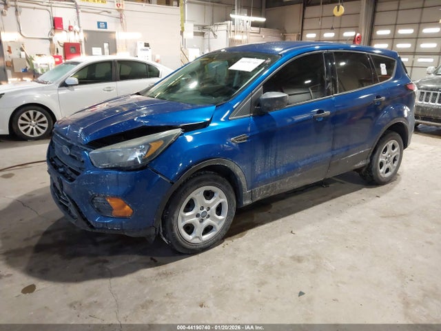 Ford ESCAPE S 2018 1FMCU0F7XJUA02155 Image 2