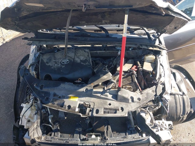 Toyota Highlander Xle 2018 5TDKZRFH7JS265982 Image 10