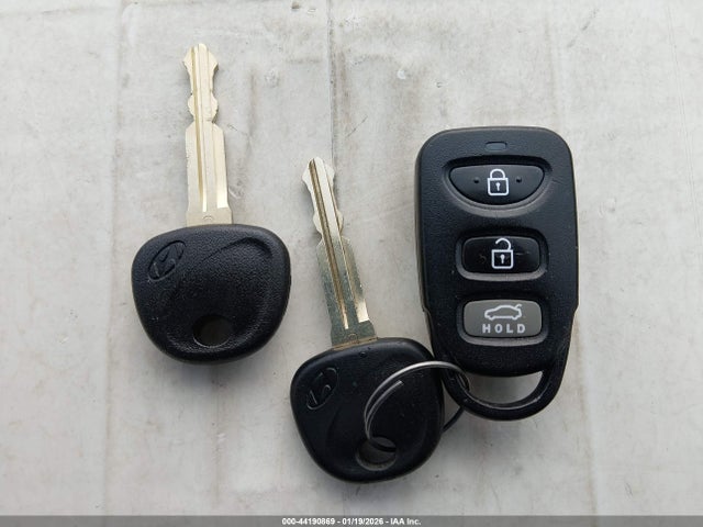5NPD74LFXHH104742 Hyundai ELANTRA SE