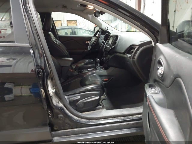 Jeep Cherokee Trailhawk 4x4 2019 1C4PJMBX3KD185797 Image 5
