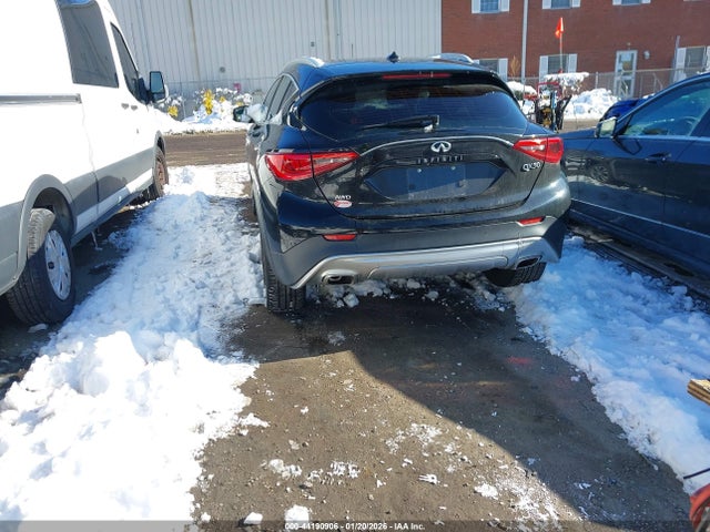 Продажа на аукционе авто 2018 Infiniti Qx30 Premium, vin: SJKCH5CR3JA054236, номер лота: 44190906