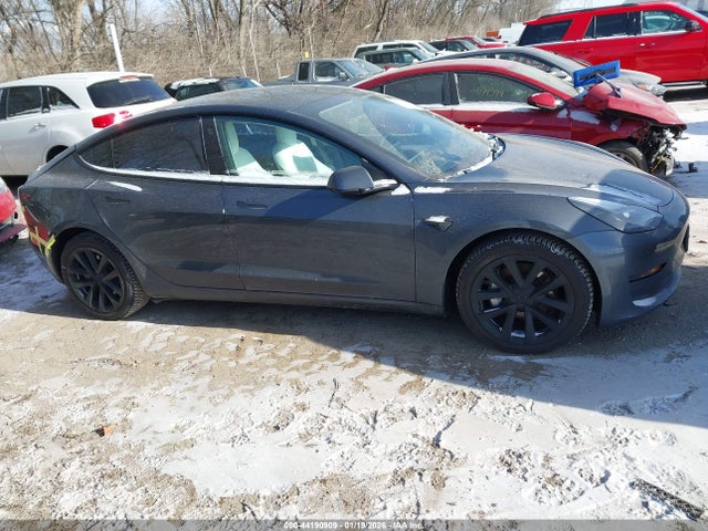 Продажа на аукционе авто 2021 Tesla Model 3 Long Range Dual Motor All-wheel Drive, vin: 5YJ3E1EB8MF051560, номер лота: 44190909