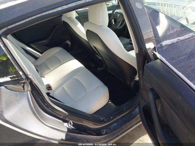 2021 TESLA MODEL 3 5YJ3E1EB8MF051560 Photo 7