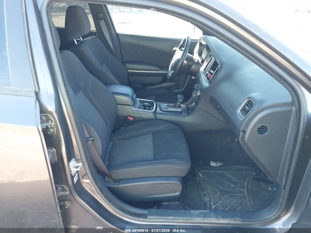 Продажа на аукционе авто 2023 Dodge Charger Sxt, vin: 2C3CDXBGXPH697532, номер лота: 44190918