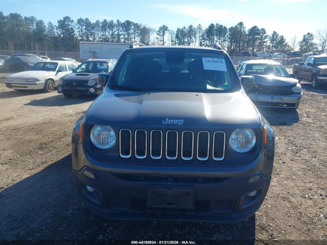 ZACCJBBB0JPJ02766 Jeep Renegade Latitude 4x4