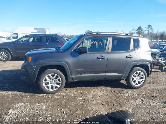ZACCJBBB0JPJ02766 Jeep Renegade Latitude 4x4