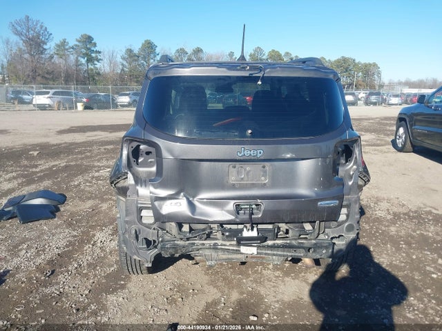 ZACCJBBB0JPJ02766 Jeep Renegade Latitude 4x4