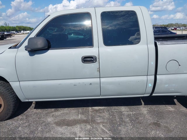 Продаж на аукціоні авто 2002 Gmc Sierra 1500 Sl, vin: 2GTEC19V221280805, номер лоту: 44190950