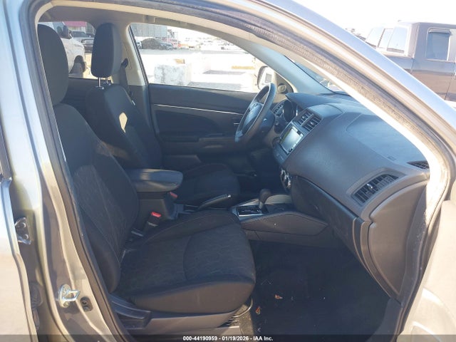 2021 MITSUBISHI OUTLANDER SPORT JA4APUAU5MU036557 Photo 4