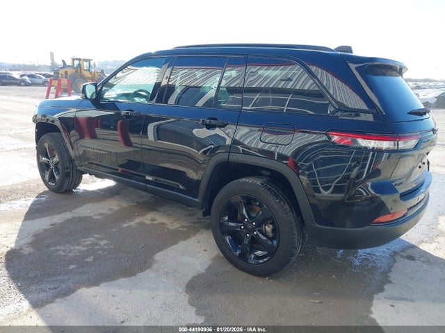 2024 JEEP GRAND CHEROKEE 1C4RJHBG0RC103721 Photo 2