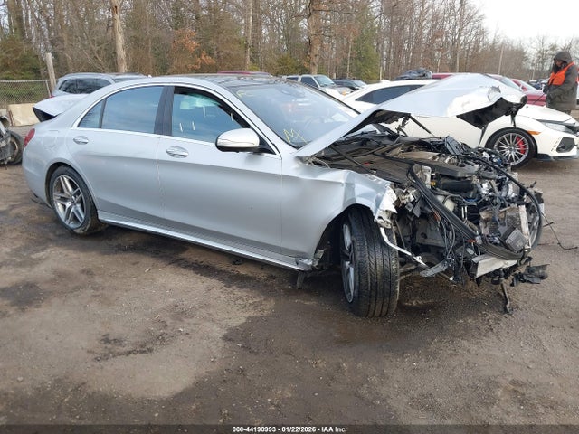 2020 MERCEDES-BENZ S 560 W1KUG8GB5LA560670