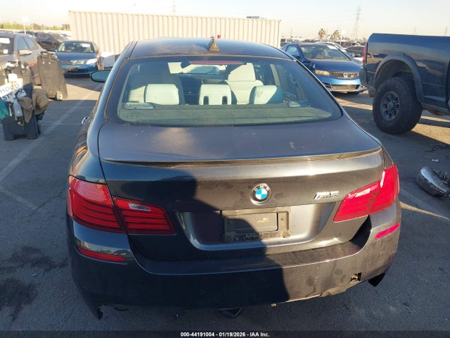 WBSFV9C5XED594015 BMW M5