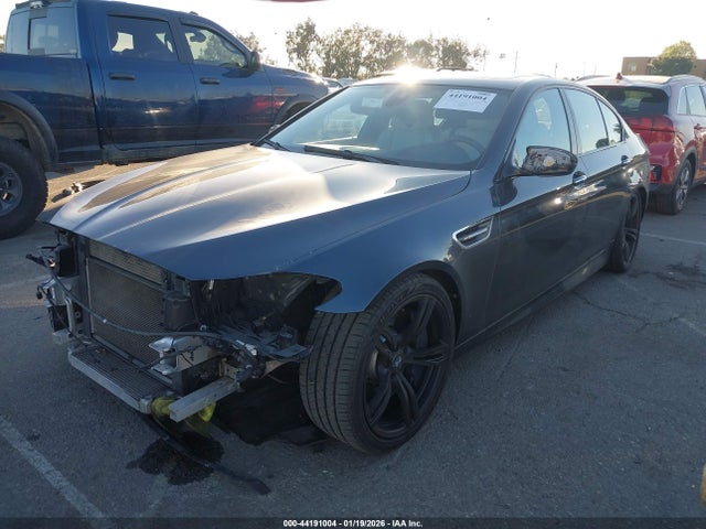 WBSFV9C5XED594015 BMW M5