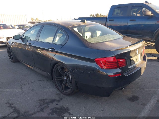 WBSFV9C5XED594015 BMW M5