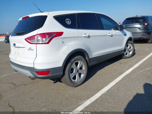 1FMCU0GXXGUC11872 Ford ESCAPE SE