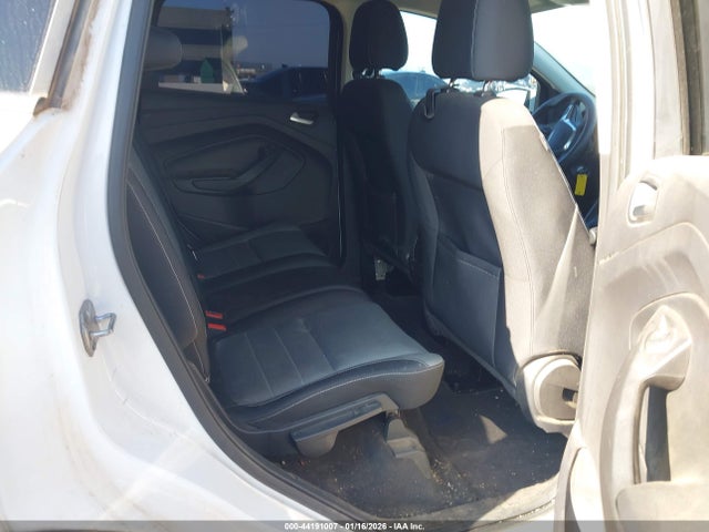 1FMCU0GXXGUC11872 Ford ESCAPE SE
