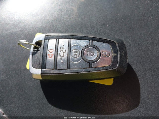 1FT7W2BT3HEE40910 Ford F-250 Platinum