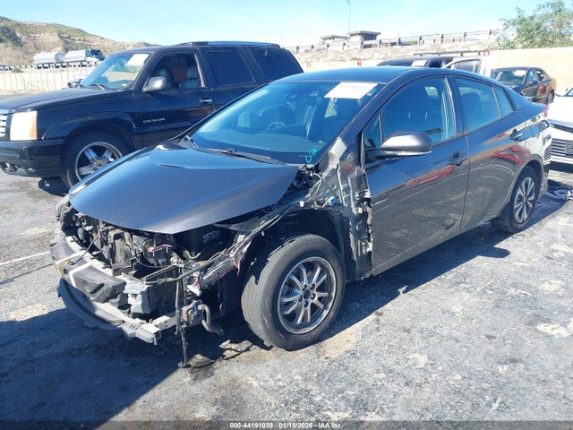 JTDKARFPXH3064832 Toyota Prius Prime Premium