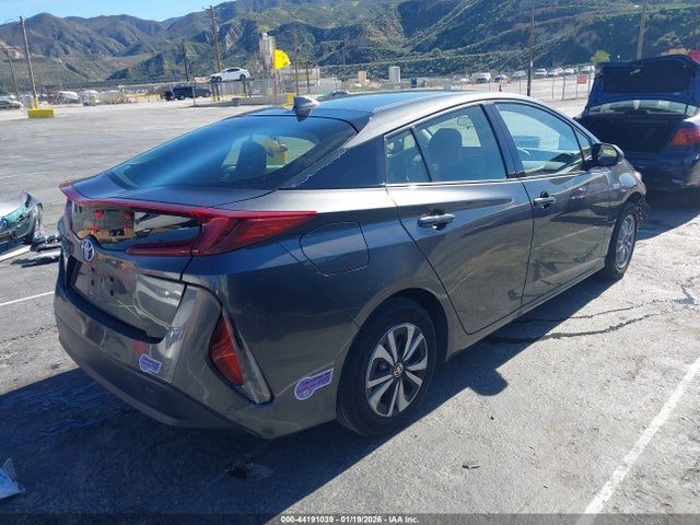 JTDKARFPXH3064832 Toyota Prius Prime Premium