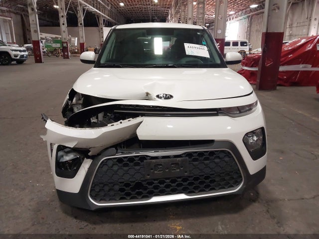KNDJ23AU3M7143474 KIA SOUL LX