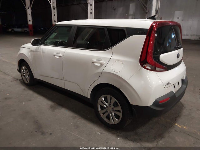 KNDJ23AU3M7143474 KIA SOUL LX