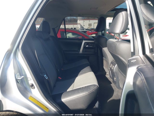 2019 TOYOTA 4RUNNER JTEZU5JR7K5191875 Photo 7