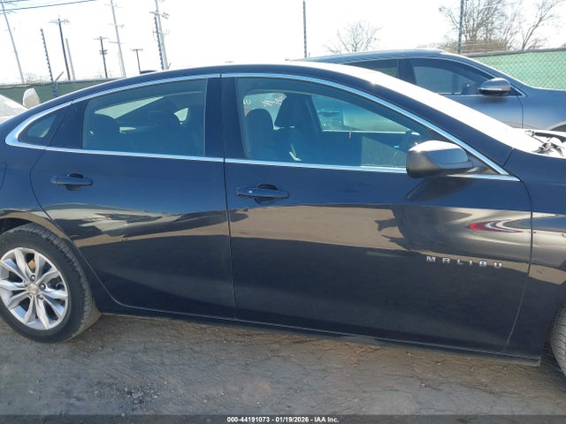 1G1ZD5ST0PF165143 Chevrolet Malibu Fwd 1lt