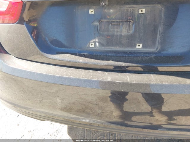 1G1ZD5ST0PF165143 Chevrolet Malibu Fwd 1lt