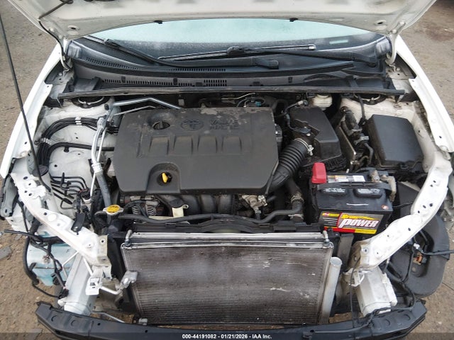2015 Toyota Corolla Le Eco მანქანა იყიდება აუქციონზე, vin: 5YFBPRHE6FP360400, აუქციონის ნომერი: 44191082