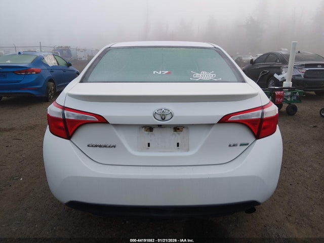 2015 Toyota Corolla Le Eco მანქანა იყიდება აუქციონზე, vin: 5YFBPRHE6FP360400, აუქციონის ნომერი: 44191082