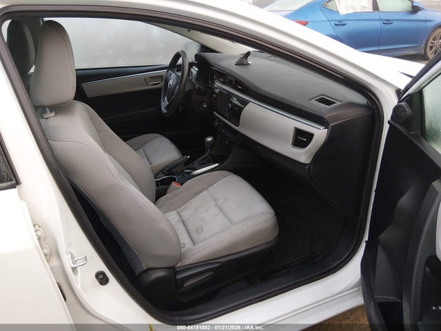 2015 Toyota Corolla Le Eco მანქანა იყიდება აუქციონზე, vin: 5YFBPRHE6FP360400, აუქციონის ნომერი: 44191082