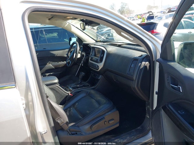 1GTP6DE15H1216230 GMC CANYON SLT