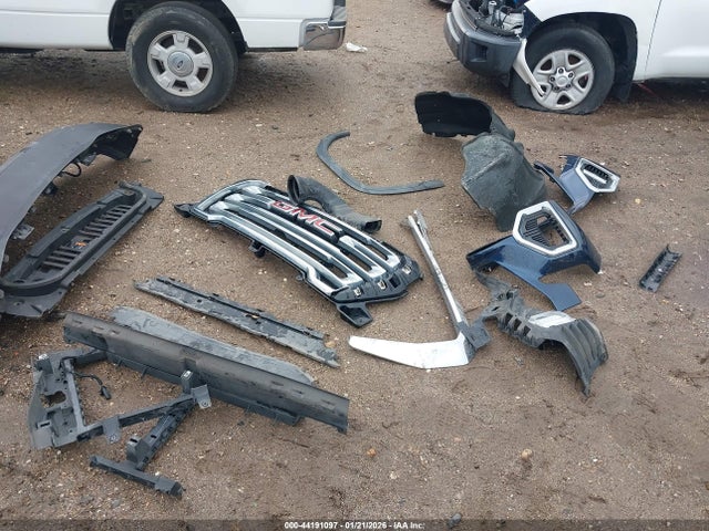 44191097 :رقم المزاد ، 3GTP8DED0LG269884 vin ، 2020 Gmc Sierra 1500 2wd  Short Box Slt مزاد بيع