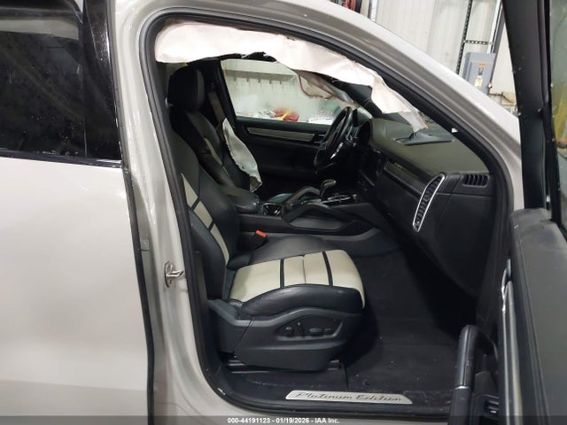 2022 PORSCHE CAYENNE WP1AA2AY1NDA05689 Photo 4