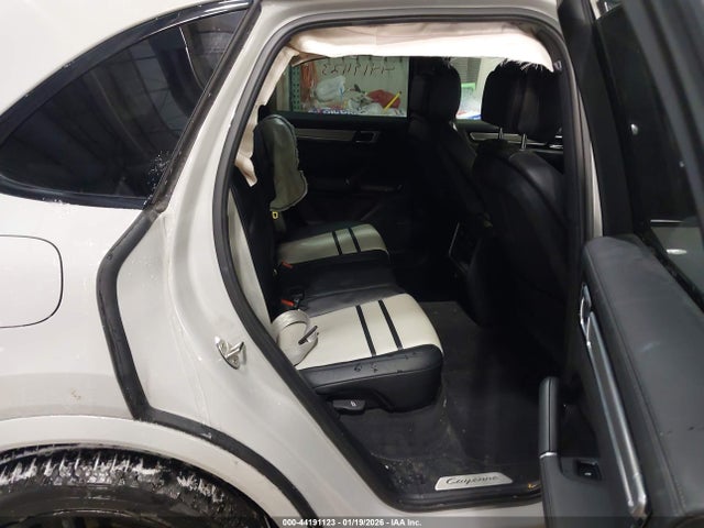 2022 PORSCHE CAYENNE WP1AA2AY1NDA05689 Photo 7
