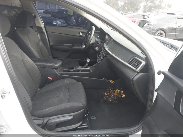 5XXGT4L37KG318976 KIA Optima Lx