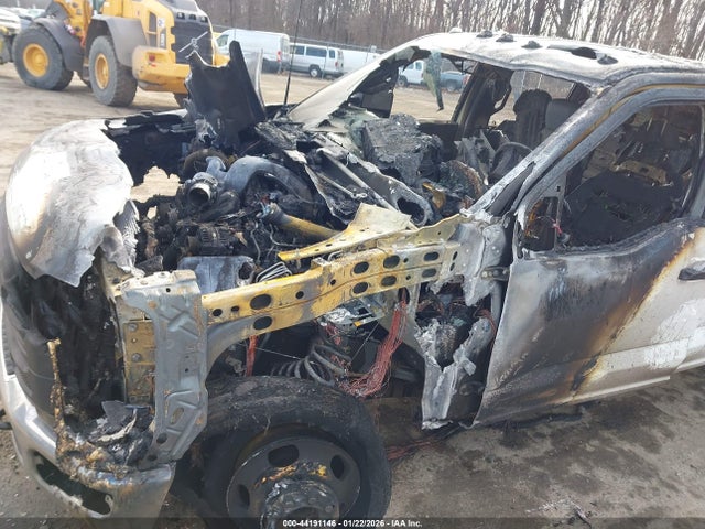 44191146 :رقم المزاد ، 1FT8W3DT9PED07137 vin ، 2023 Ford F-350 Xl مزاد بيع