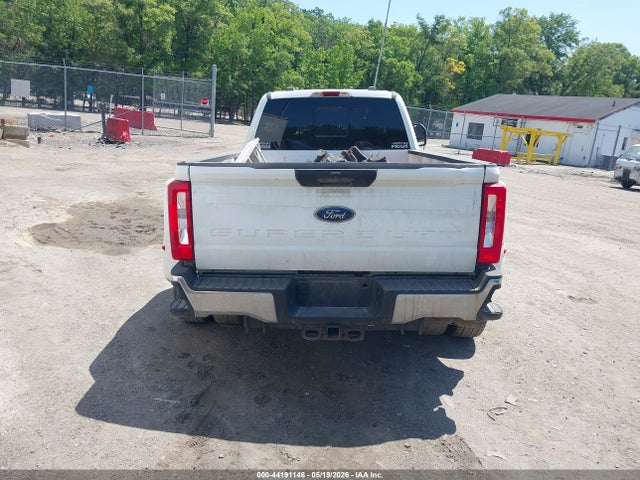 44191146 :رقم المزاد ، 1FT8W3DT9PED07137 vin ، 2023 Ford F-350 Xl مزاد بيع
