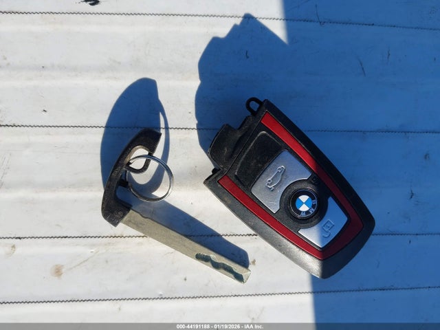 2015 BMW 320I WBA3B1G54FNT05038 Photo 10