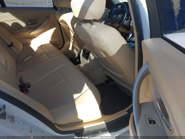 2015 BMW 320I WBA3B1G54FNT05038 Photo 7