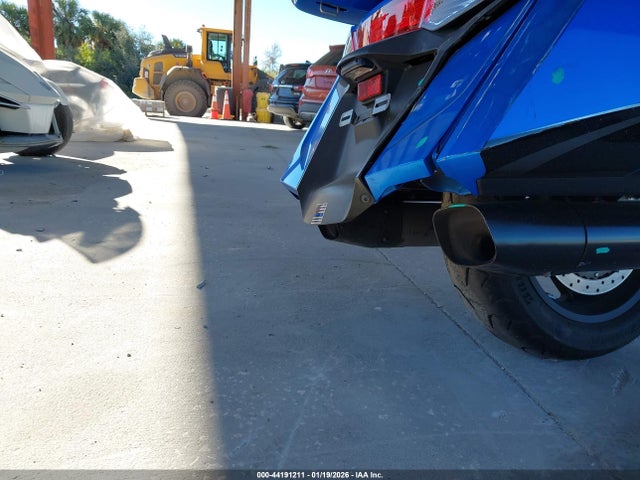 JH2SC68G8HK500046 Honda GL1800