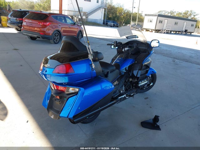 JH2SC68G8HK500046 Honda GL1800