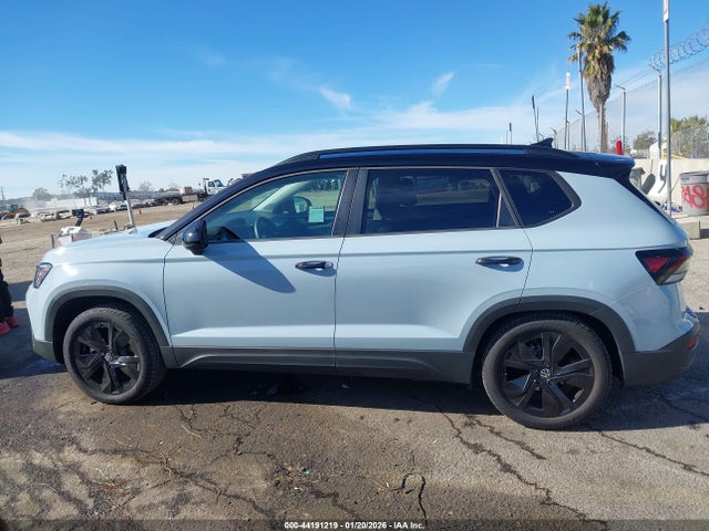3VV3C7B22SM041436 Volkswagen Taos 1.5t Se Black