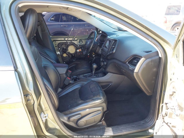 1C4PJLLB8KD144255 Jeep Cherokee Latitude Plus Fwd