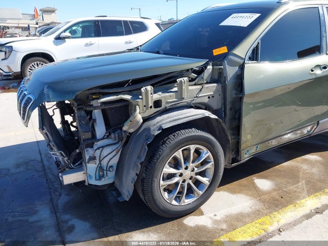 1C4PJLLB8KD144255 Jeep Cherokee Latitude Plus Fwd