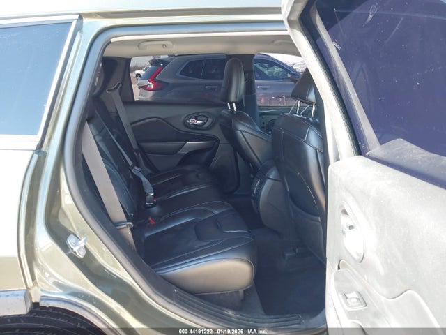 1C4PJLLB8KD144255 Jeep Cherokee Latitude Plus Fwd