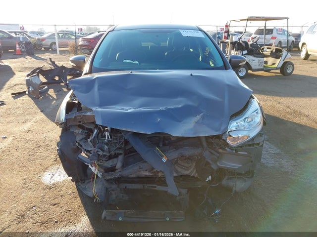 1FADP3F24EL111931 Ford FOCUS SE