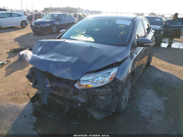 1FADP3F24EL111931 Ford FOCUS SE