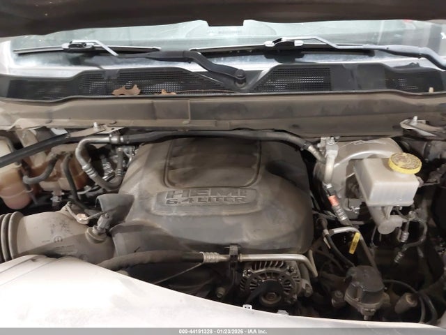 44191328 :رقم المزاد ، 3C6UR5CJ8NG305961 vin ، 2022 Ram 2500 Tradesman  4x4 6'4 Box مزاد بيع