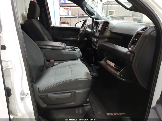 44191328 :رقم المزاد ، 3C6UR5CJ8NG305961 vin ، 2022 Ram 2500 Tradesman  4x4 6'4 Box مزاد بيع